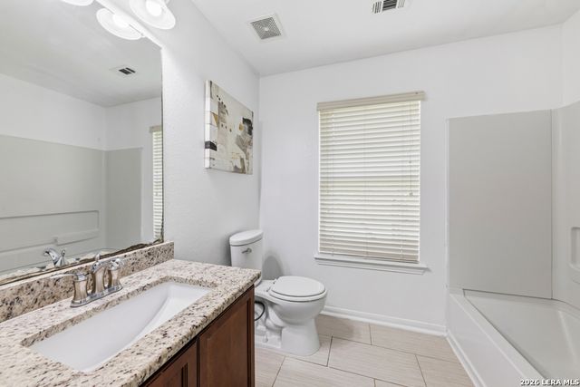 105 Juniper Ct, San Marcos, TX 78666