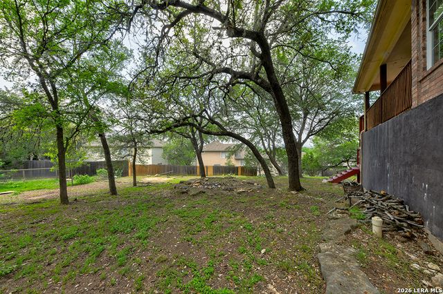 105 Juniper Ct, San Marcos, TX 78666