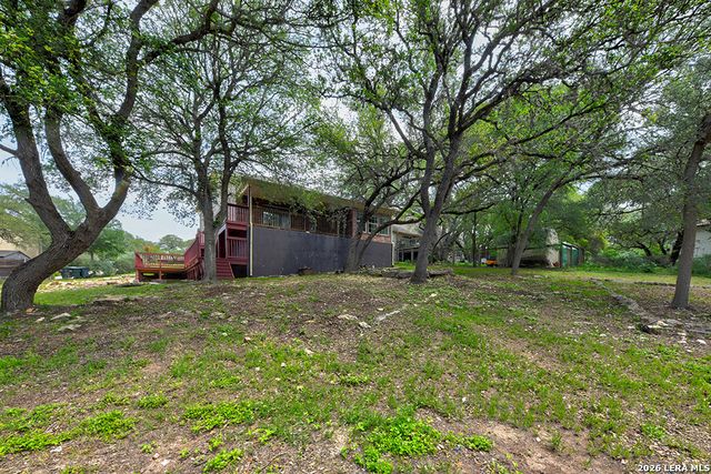 105 Juniper Ct, San Marcos, TX 78666