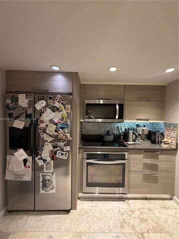 555 NE 15th St 19E, Miami, FL 33132