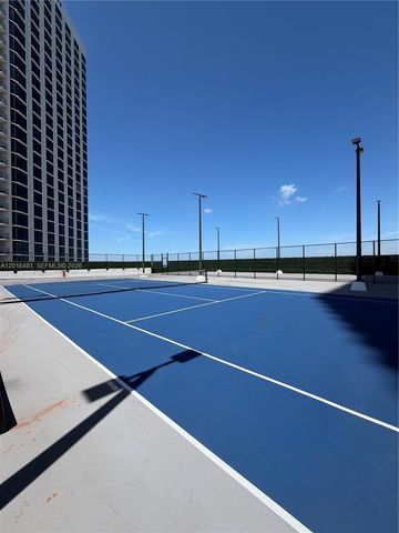 555 NE 15th St 19E, Miami, FL 33132