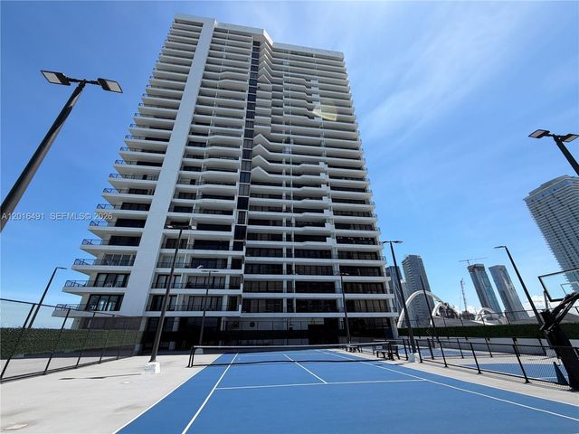 555 NE 15th St 19E, Miami, FL 33132