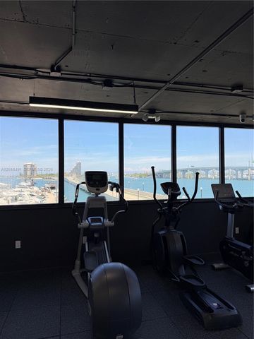 555 NE 15th St 19E, Miami, FL 33132