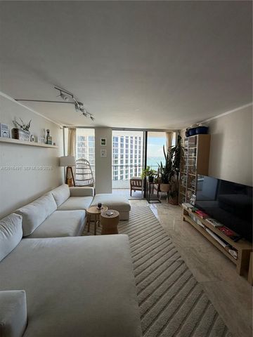 555 NE 15th St 19E, Miami, FL 33132