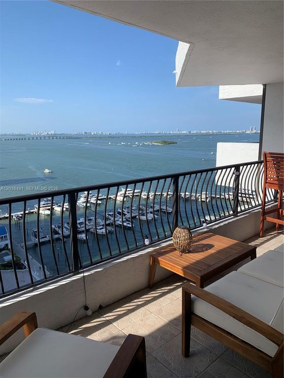555 NE 15th St 19E, Miami, FL 33132