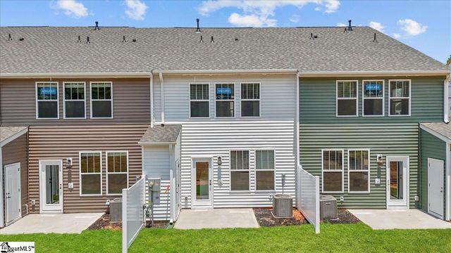 537 W Norvell Court, Spartanburg, SC 29307