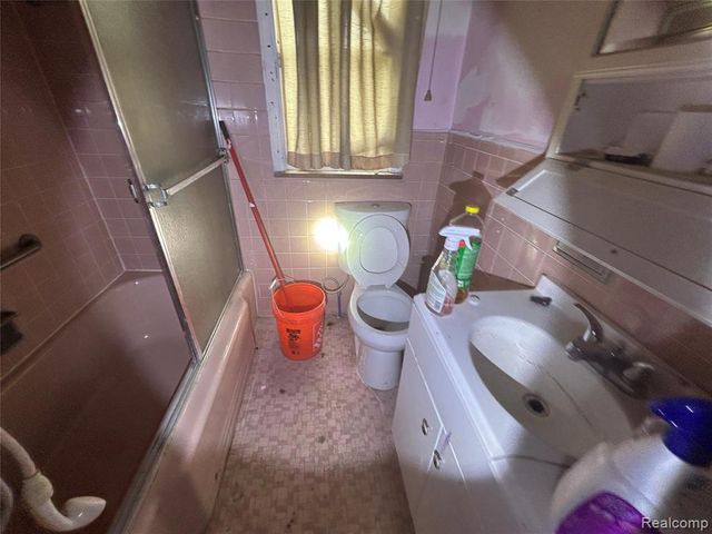 12304 Wyoming Avenue, Detroit, MI 48204