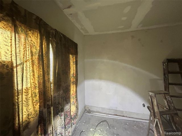 12304 Wyoming Avenue, Detroit, MI 48204