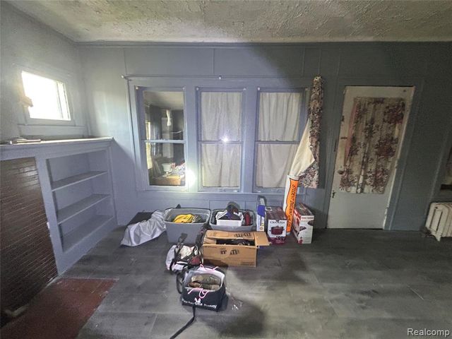 12304 Wyoming Avenue, Detroit, MI 48204
