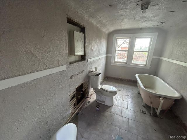 12304 Wyoming Avenue, Detroit, MI 48204