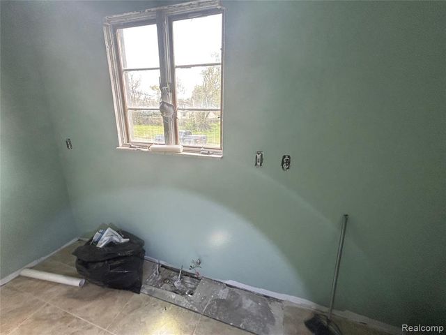 12304 Wyoming Avenue, Detroit, MI 48204