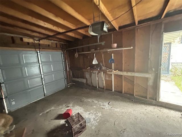 12304 Wyoming Avenue, Detroit, MI 48204