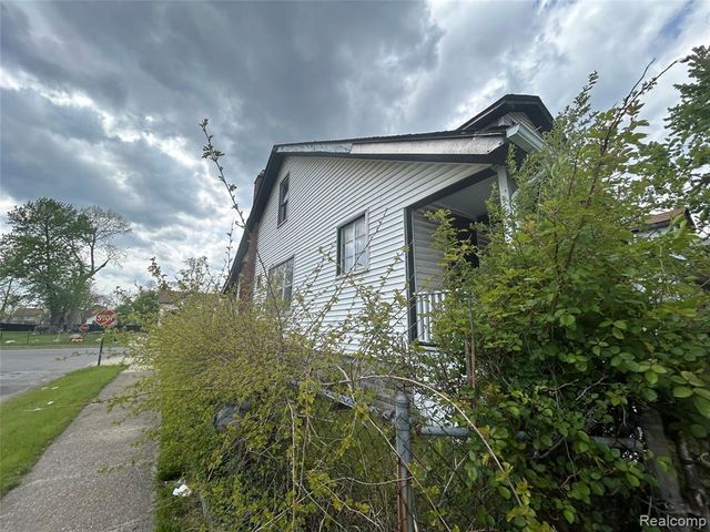 12304 Wyoming Avenue, Detroit, MI 48204
