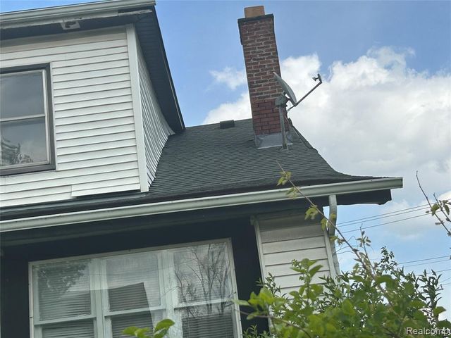 12304 Wyoming Avenue, Detroit, MI 48204