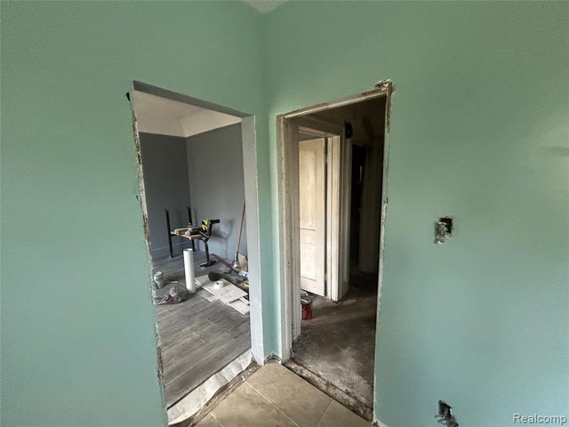12304 Wyoming Avenue, Detroit, MI 48204