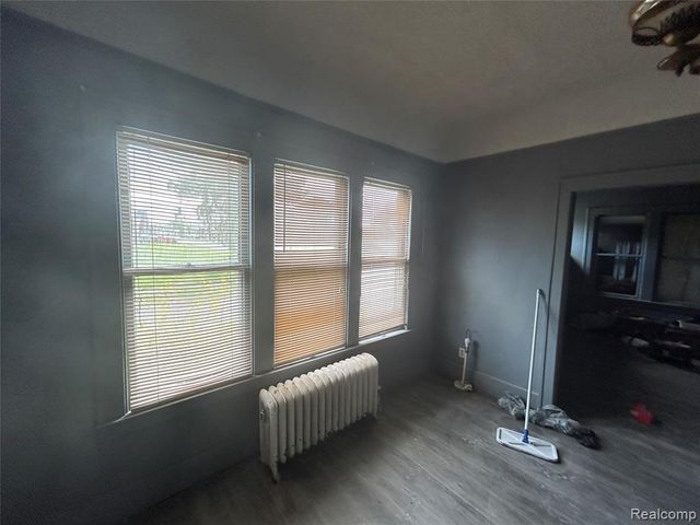 12304 Wyoming Avenue, Detroit, MI 48204