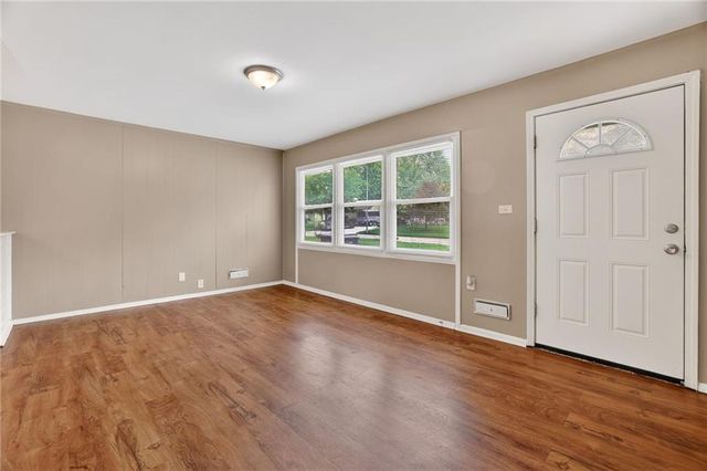 7106 E 107 Terrace, Kansas City, MO 64134