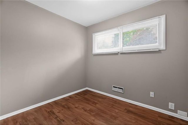7106 E 107 Terrace, Kansas City, MO 64134