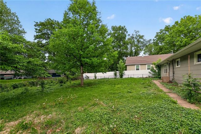 7106 E 107 Terrace, Kansas City, MO 64134