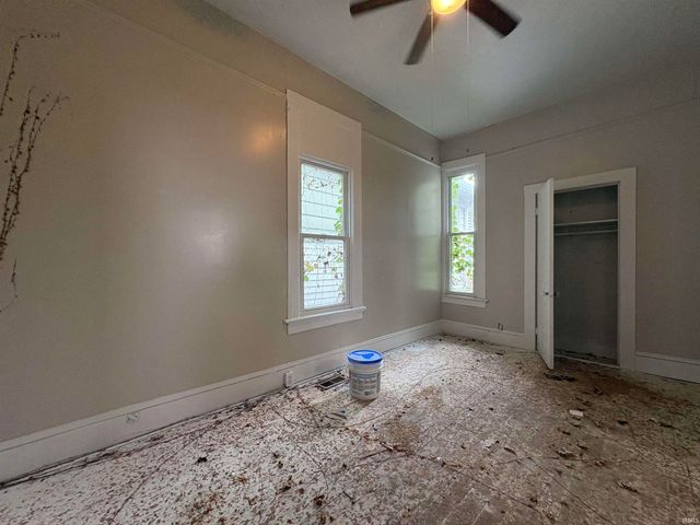 427 S Bedford Avenue, Evansville, IN 47713