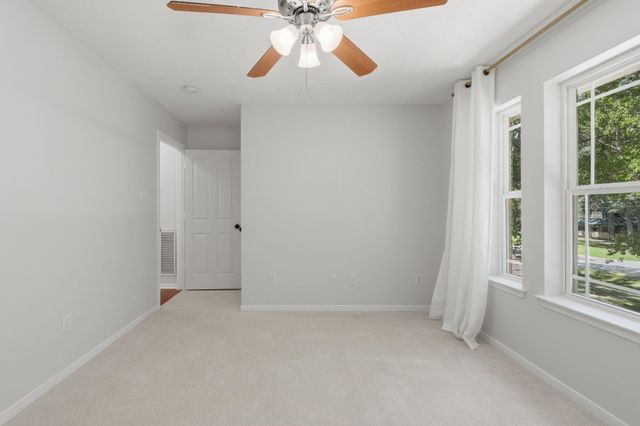 2406 Carriage Lamp Lane, Conroe, TX 77384