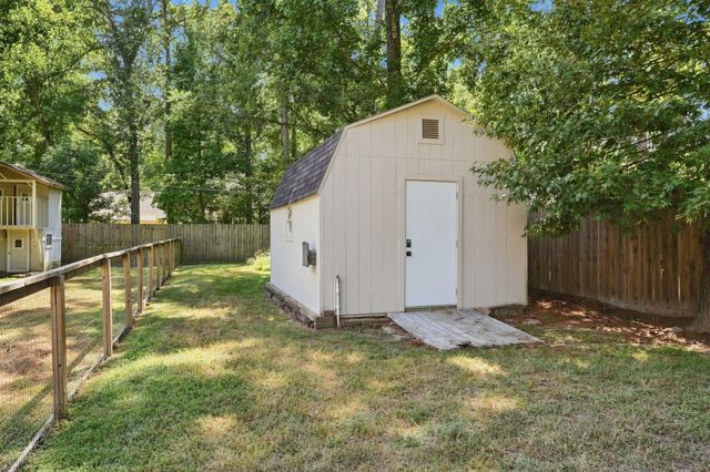 2406 Carriage Lamp Lane, Conroe, TX 77384