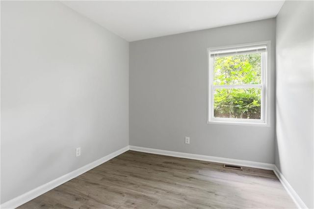 341 Roxbury Drive, Riverdale, GA 30274