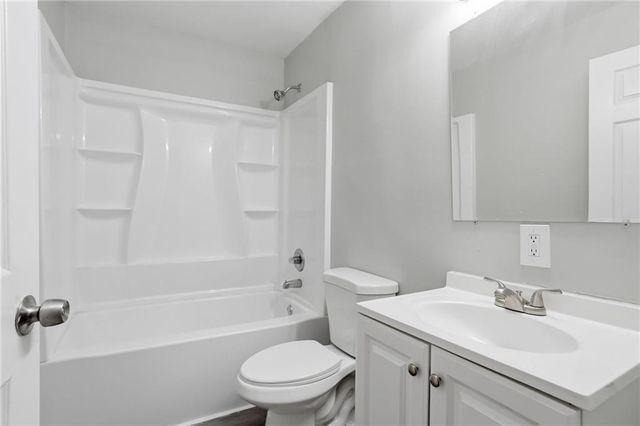 341 Roxbury Drive, Riverdale, GA 30274