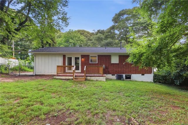 341 Roxbury Drive, Riverdale, GA 30274