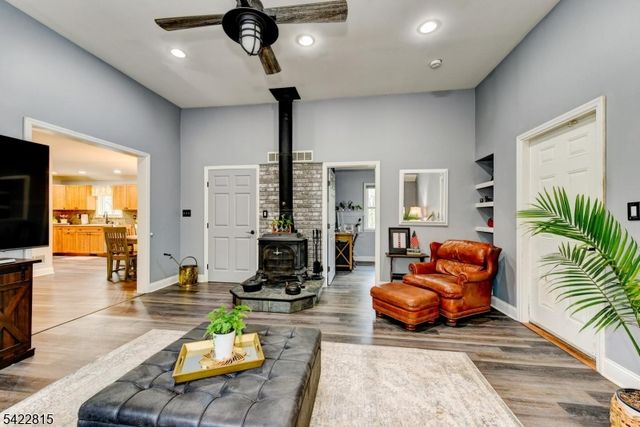 9 Zion Rd, East Amwell Twp., NJ 08525