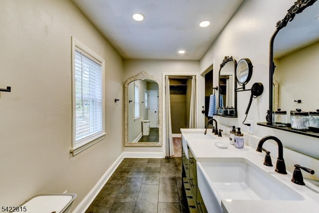 9 Zion Rd, East Amwell Twp., NJ 08525
