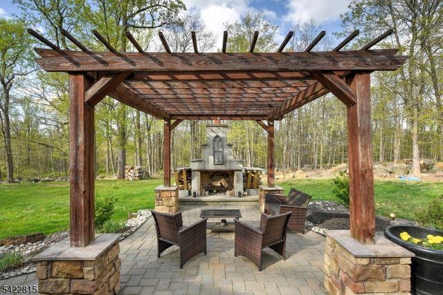 9 Zion Rd, East Amwell Twp., NJ 08525