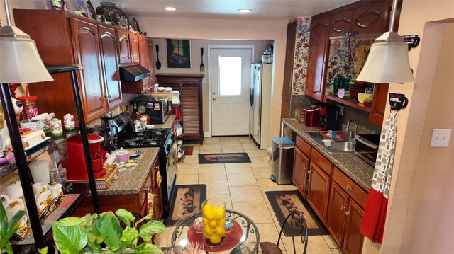 4521 Kelton Drive, Dallas, TX 75209