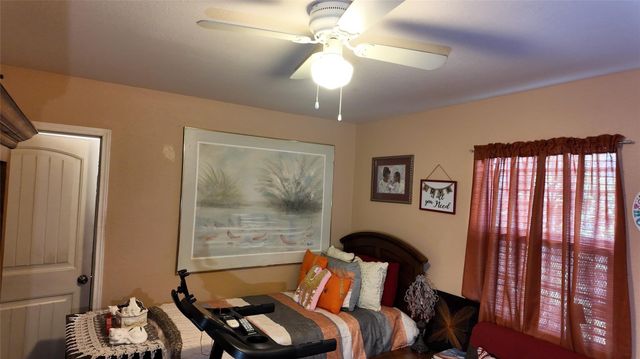 4521 Kelton Drive, Dallas, TX 75209