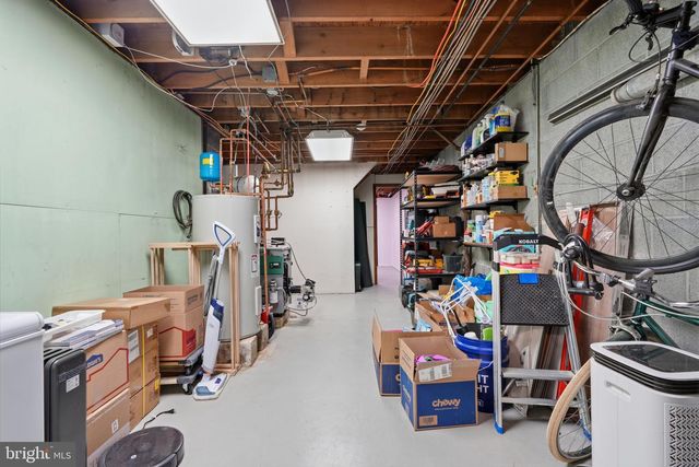 6910 CLIFF RD, Philadelphia, PA 19128