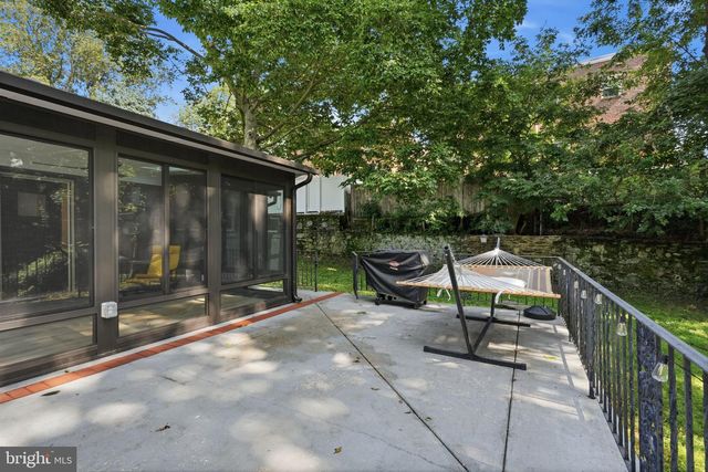 6910 CLIFF RD, Philadelphia, PA 19128