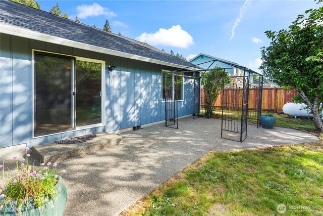 5503 Braywood Lane SE, Olympia, WA 98513