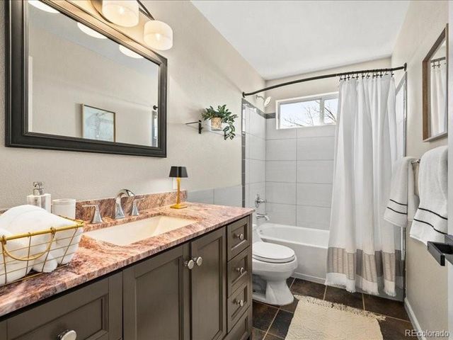 17776 E Dorado Dr, Centennial, CO 80015