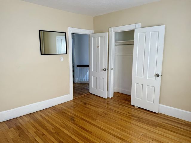 31 Stoneland Rd, Worcester, MA 01603