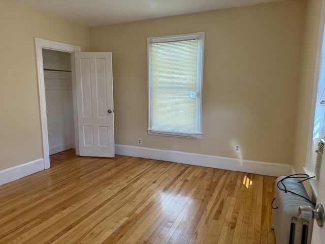 31 Stoneland Rd, Worcester, MA 01603