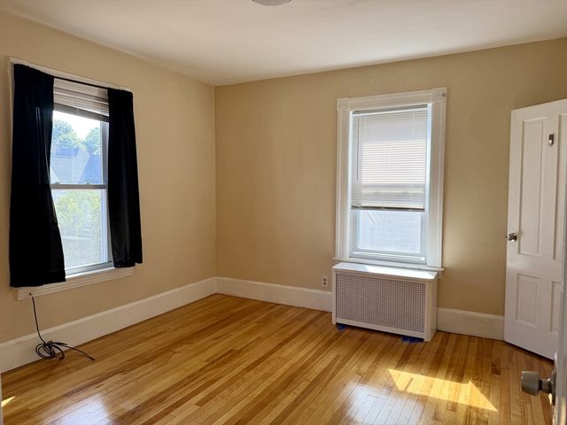 31 Stoneland Rd, Worcester, MA 01603