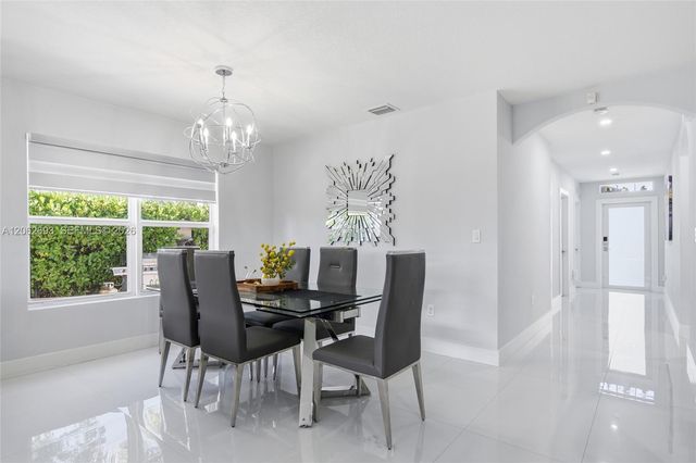 24800 SW 122nd Pl, Homestead, FL 33032