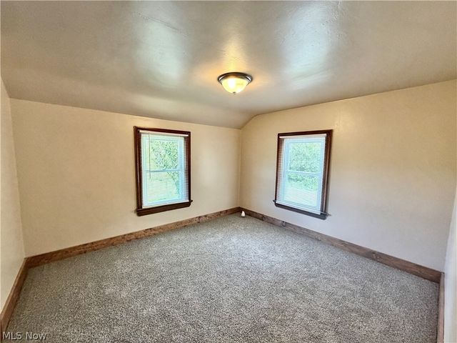 1773 Mahoning Road, Deerfield, OH 44411