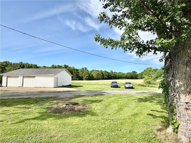 1773 Mahoning Road, Deerfield, OH 44411