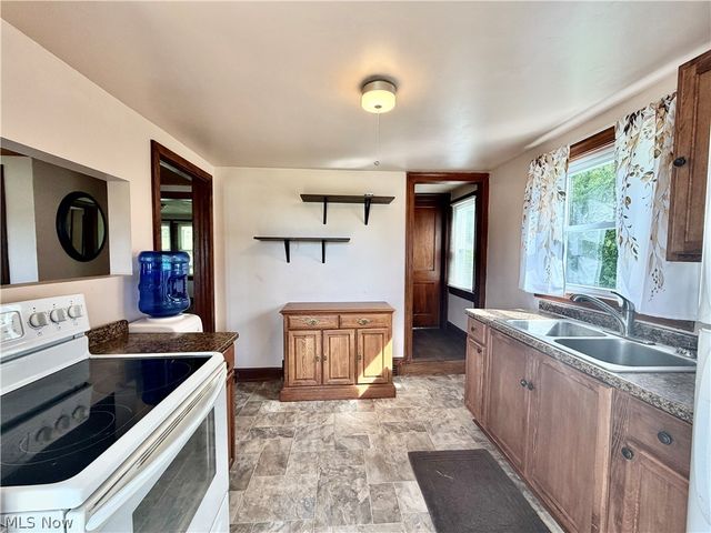 1773 Mahoning Road, Deerfield, OH 44411