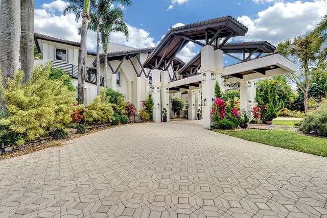 7272 NW 62nd Terrace, Parkland, FL 33067