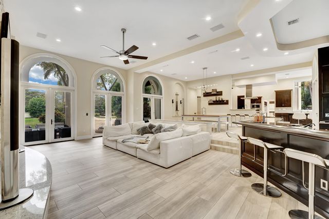 7272 NW 62nd Terrace, Parkland, FL 33067