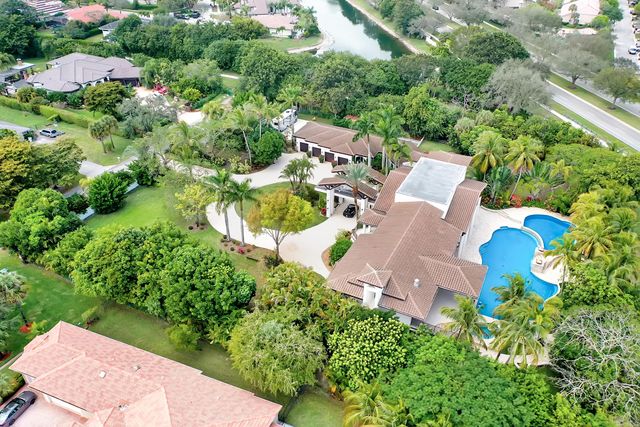 7272 NW 62nd Terrace, Parkland, FL 33067