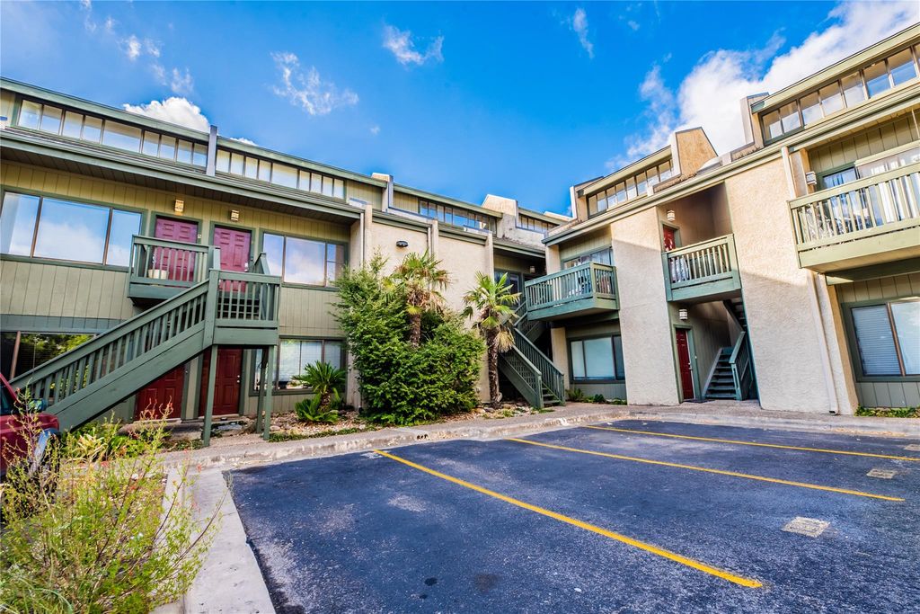 601 Nelray BLVD 14, Austin, TX 78751