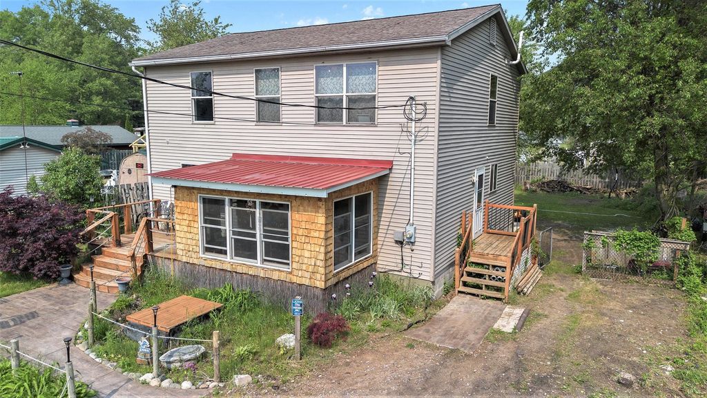 4074 Filter Road, Harrison, MI 48625